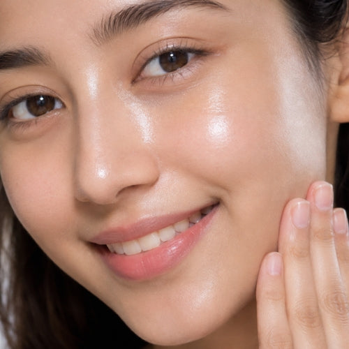 Brightens Dull Skin
